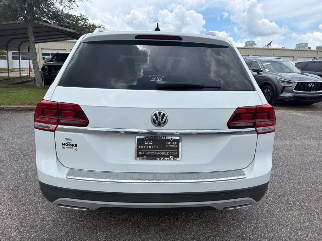 Used 2019 White Volkswagen 2.0T SE w/Technology image 9