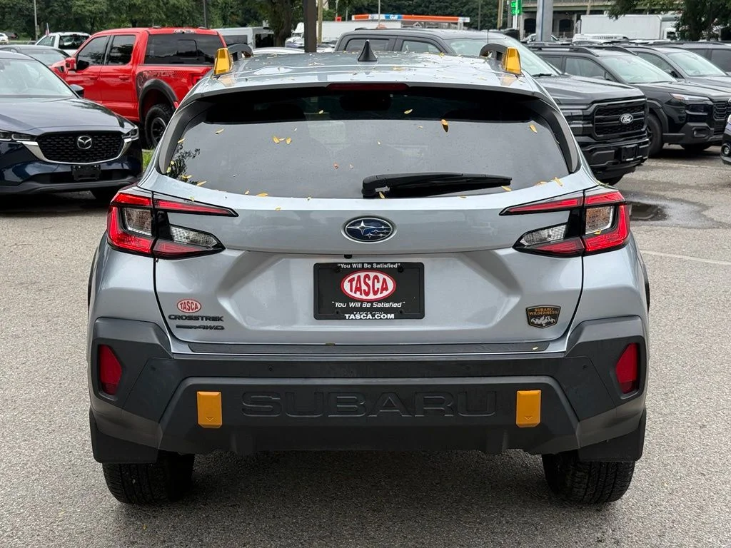 Used 2024 Ice Silver Metallic Subaru Wilderness image 9