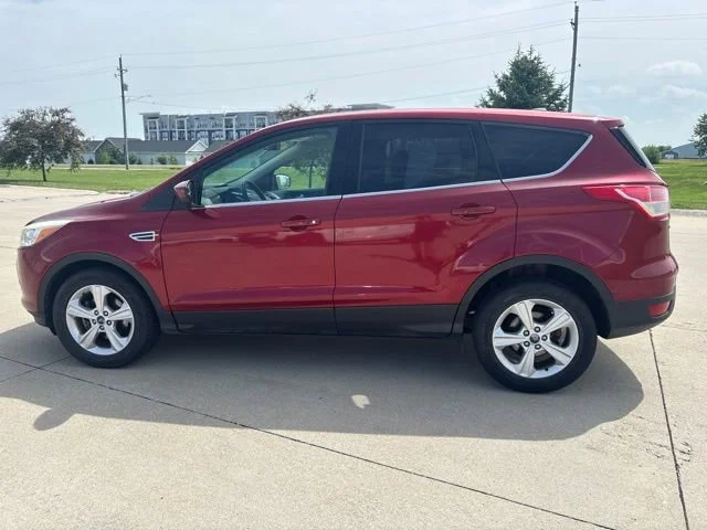 Used 2014 Red Ford SE image 39