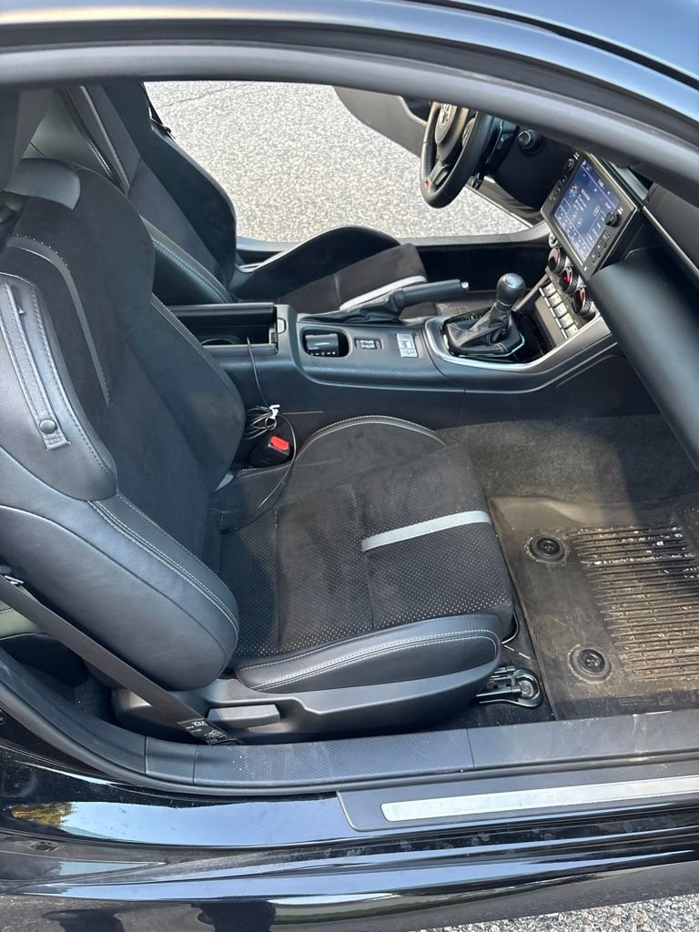 Used 2023  Toyota Premium image 16