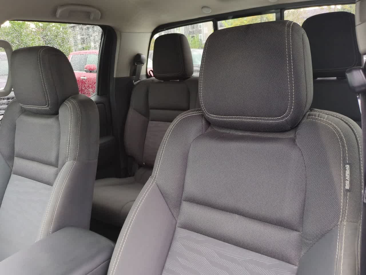 Used 2022 Glacier White Nissan SV image 8