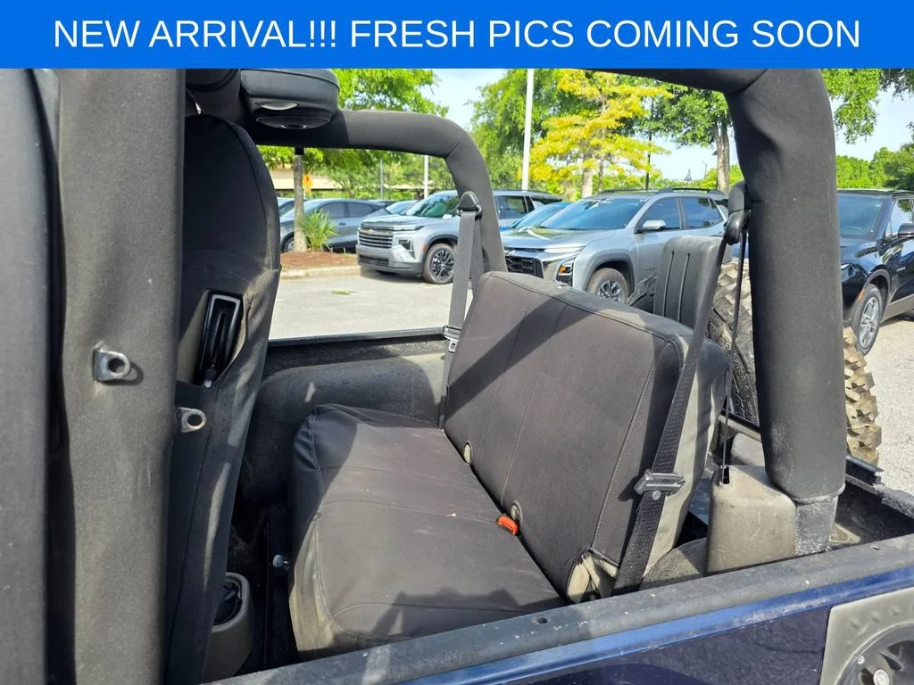 Used 2006  Jeep Rubicon image 13