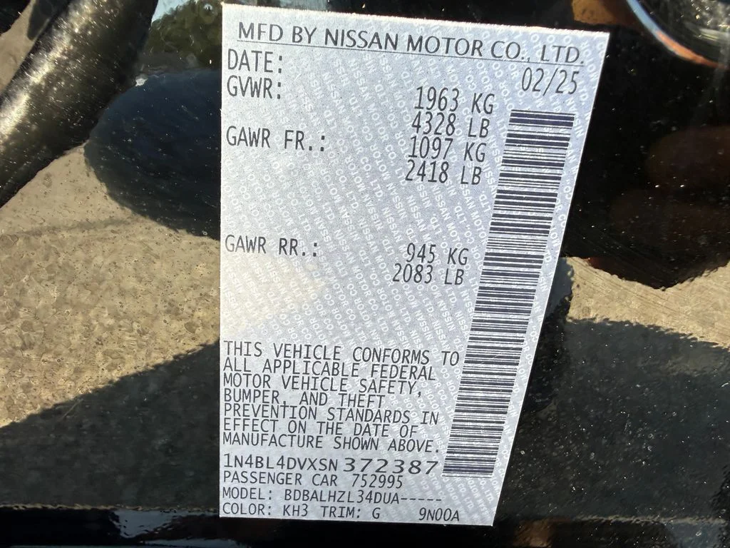 Used 2025 Black Nissan 2.5 SV image 26