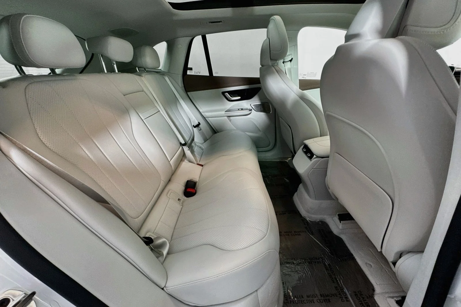 Used 2023 Polar White Mercedes-Benz EQE 350 image 26