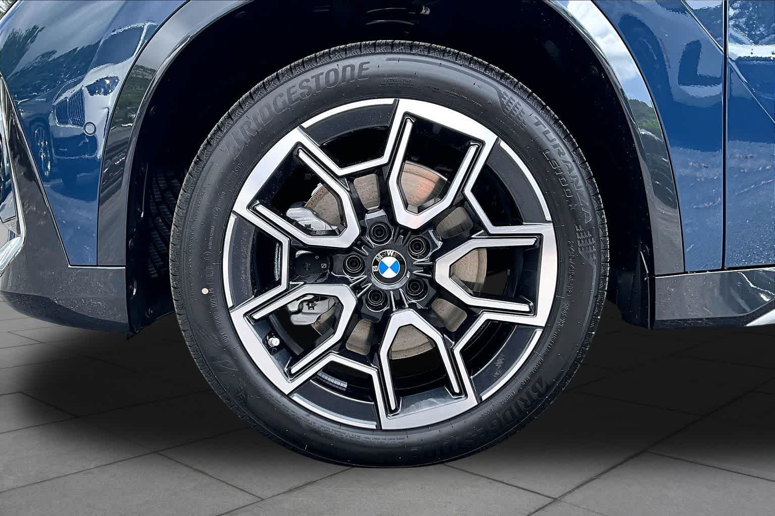 New 2026 Night Dusk Blue Metallic BMW xDrive28i image 11