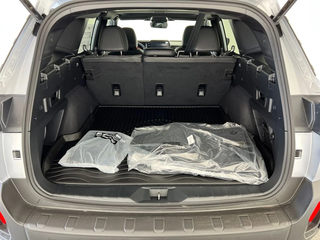 New 2026 ICE SILVER METALLIC Subaru Premium image 25