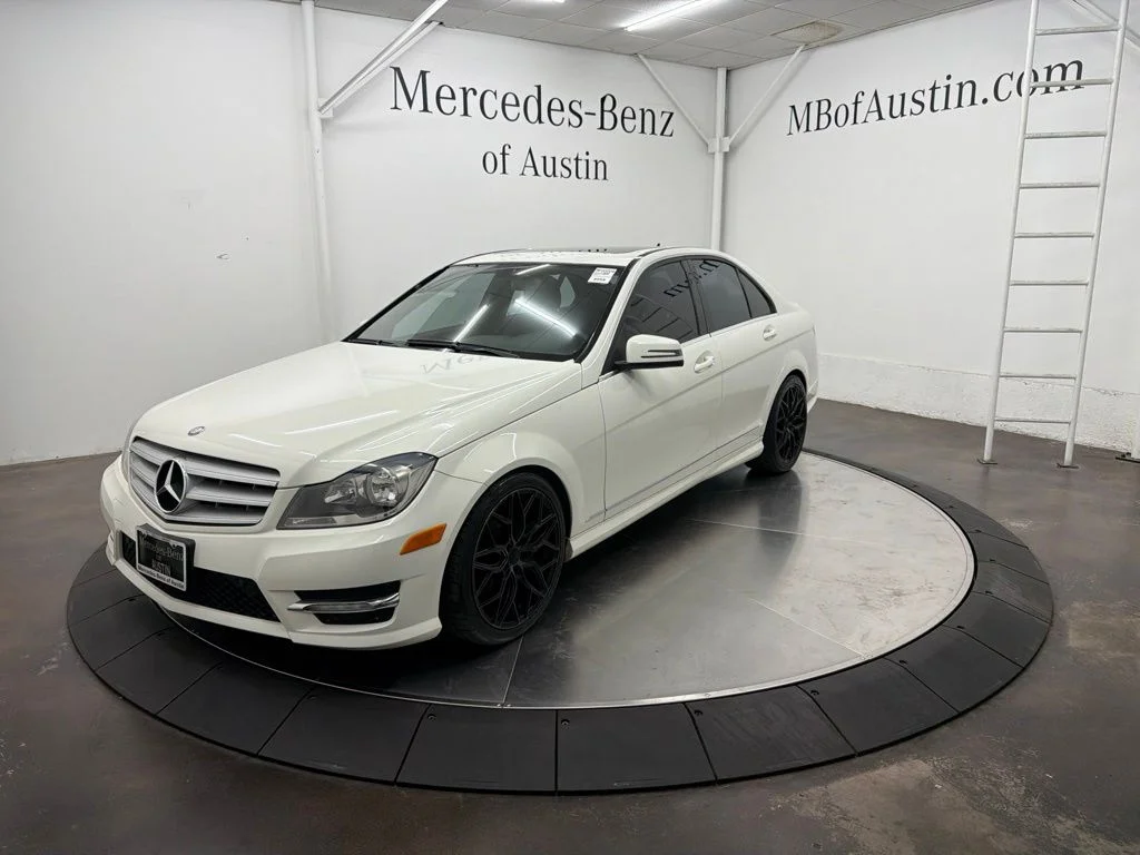 Used 2012 White Mercedes-Benz C 300 image 3