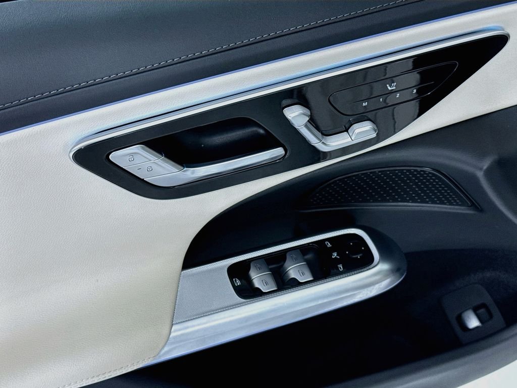 Certified Used 2026  Mercedes-Benz E 350 image 23