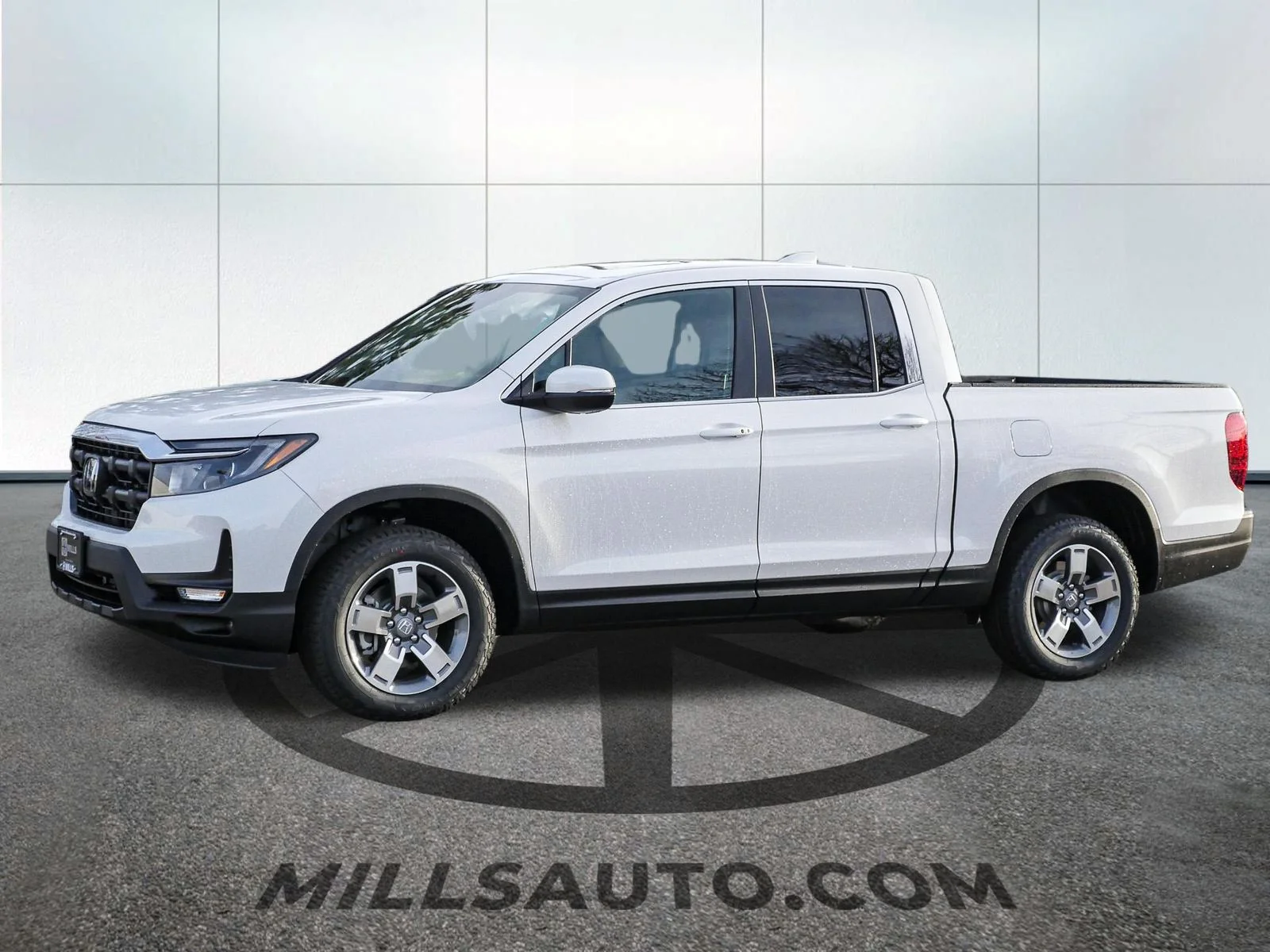 Certified 2025 Honda Ridgeline RTL with VIN 5FPYK3F53SB010177 for sale in Baxter, Minnesota