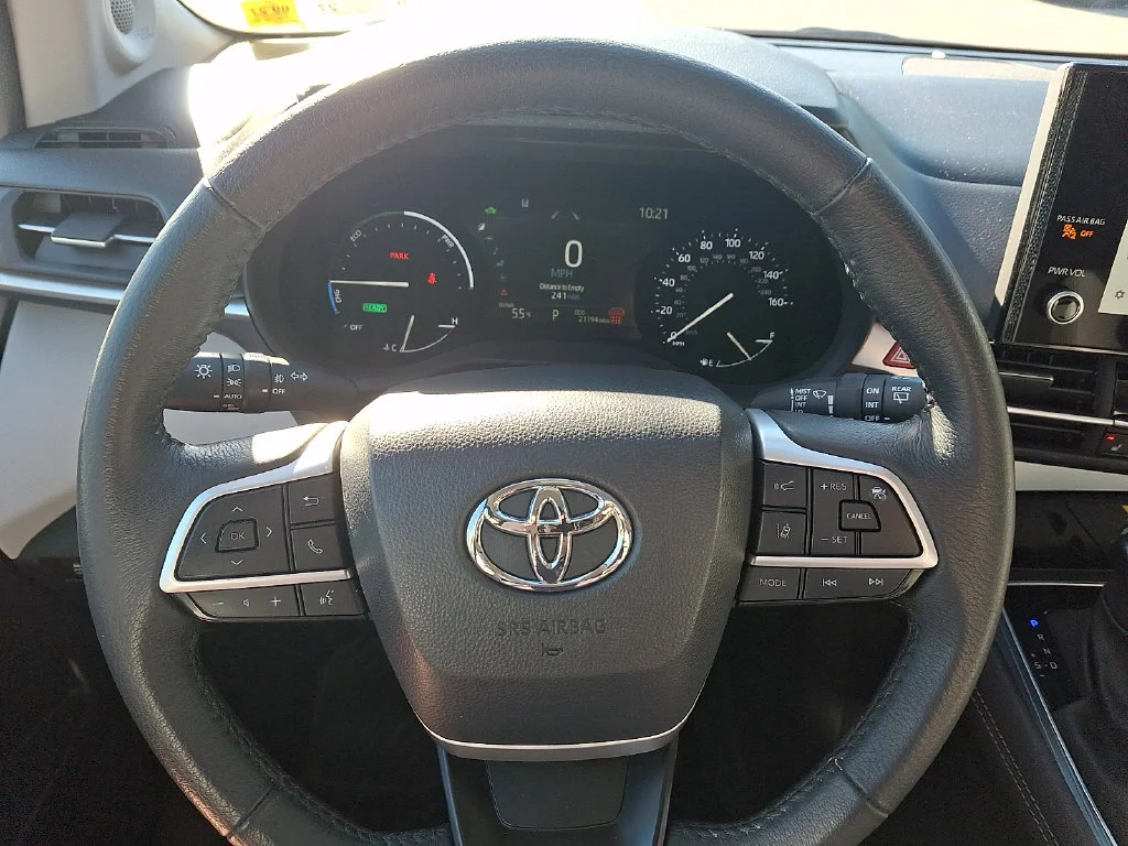 Certified Used 2025 Gray Toyota XLE image 21