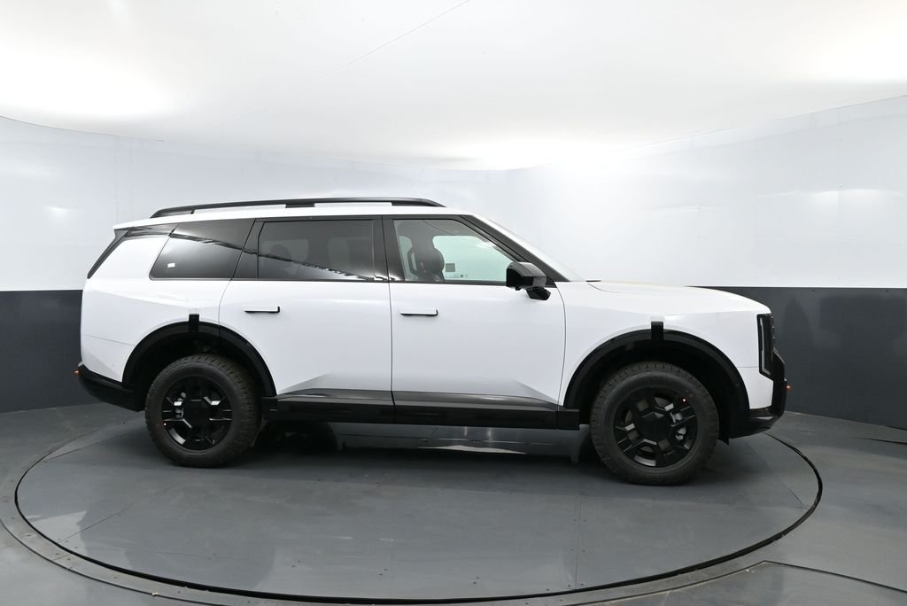 New 2027 Glacial White Pearl Kia X-Pro SX Prestige image 3