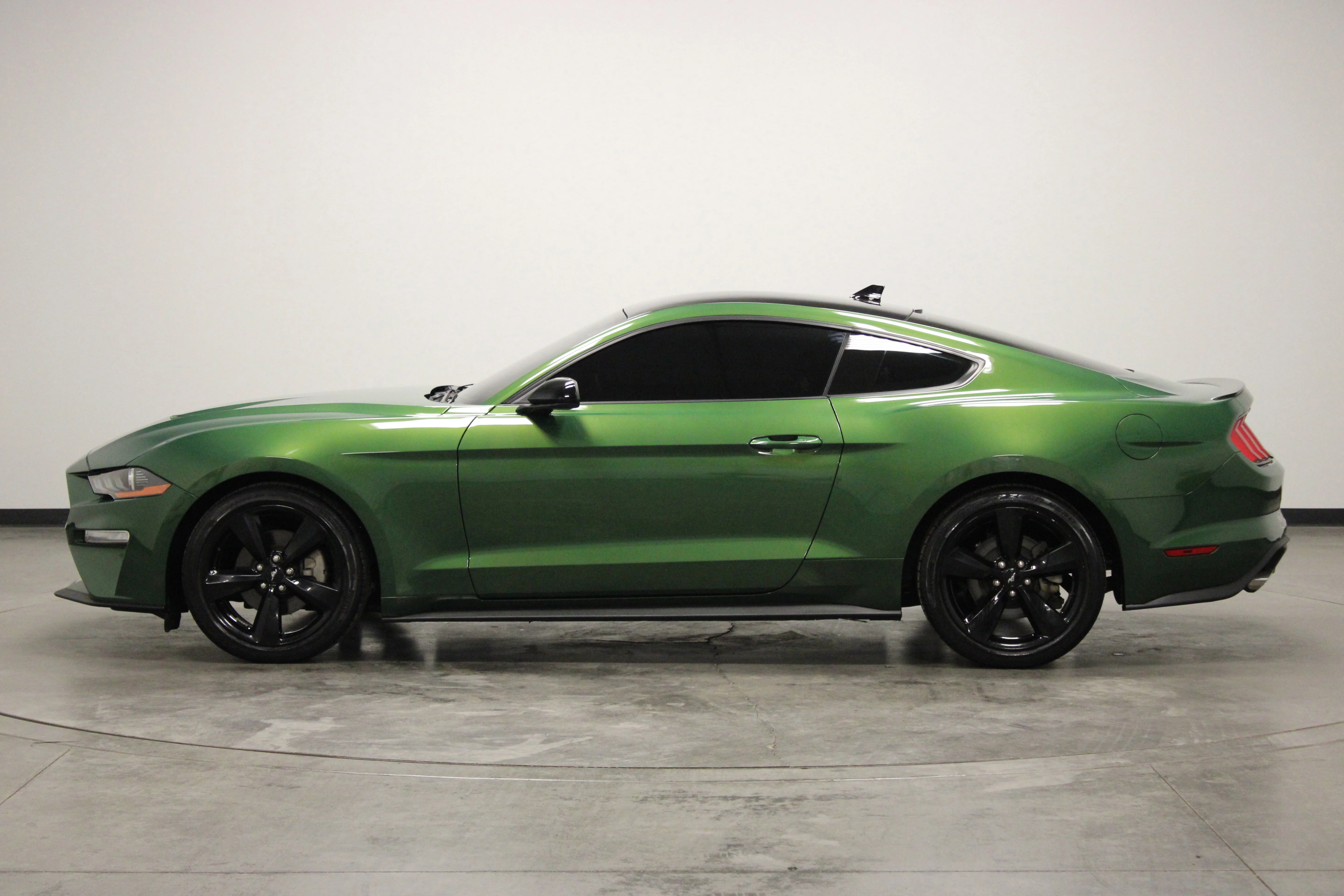 Used 2022 Green Metallic Ford EcoBoost image 5