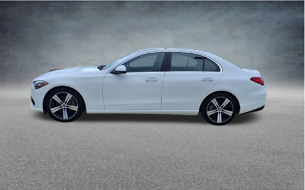 Used 2025 White Mercedes-Benz C 300 image 4