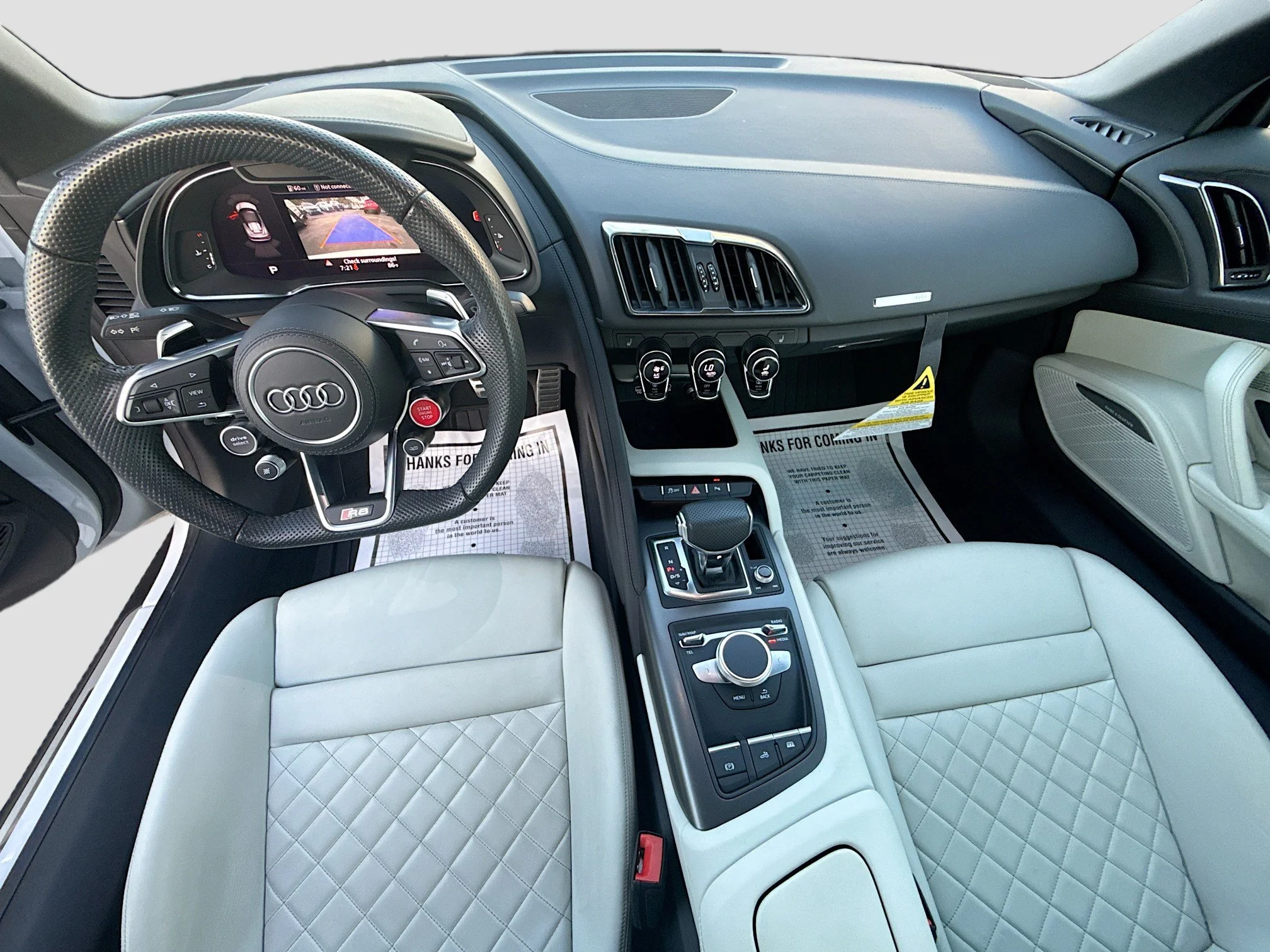 Used 2023 Suzuka Gray Metallic Audi V10 performance image 15