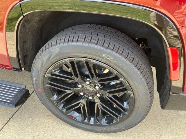 New 2026 Velvet Red Pearl-Coat Exterior Paint Jeep Limited Reserve image 30