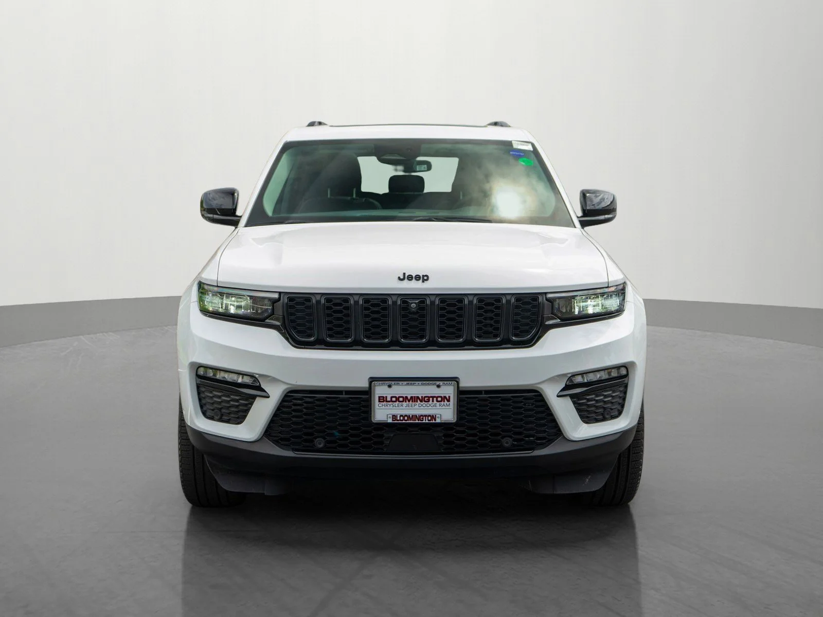Used 2023 Jeep Grand Cherokee Limited with VIN 1C4RJHBGXPC502326 for sale in Minneapolis, Minnesota