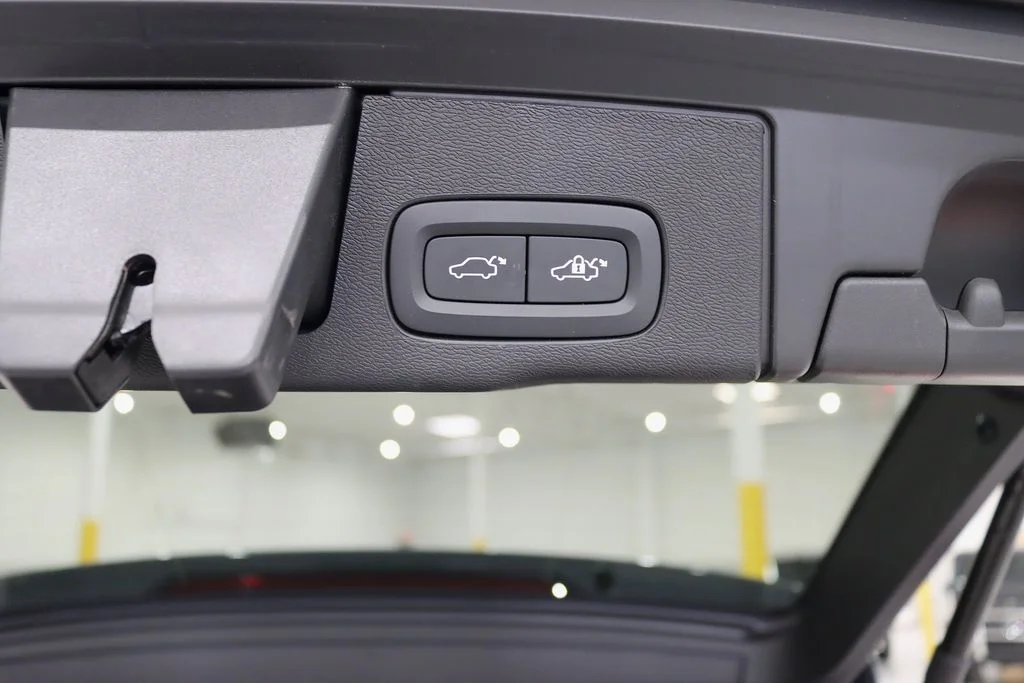 Used 2023 Gray Volvo Ultimate image 40