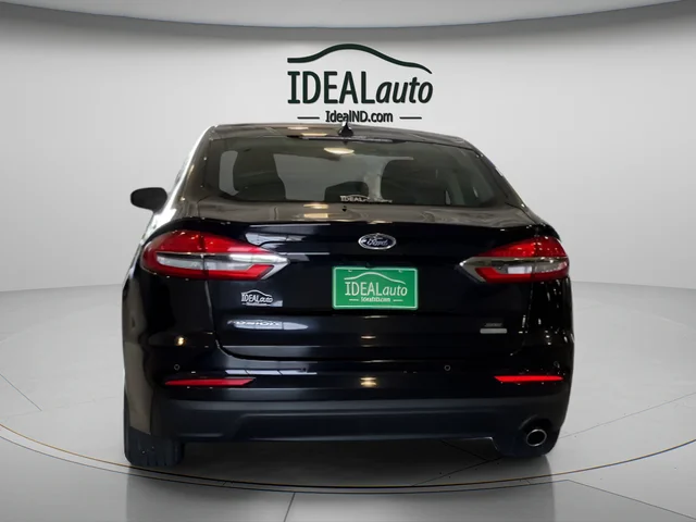 Used 2019 Black Ford SE image 7