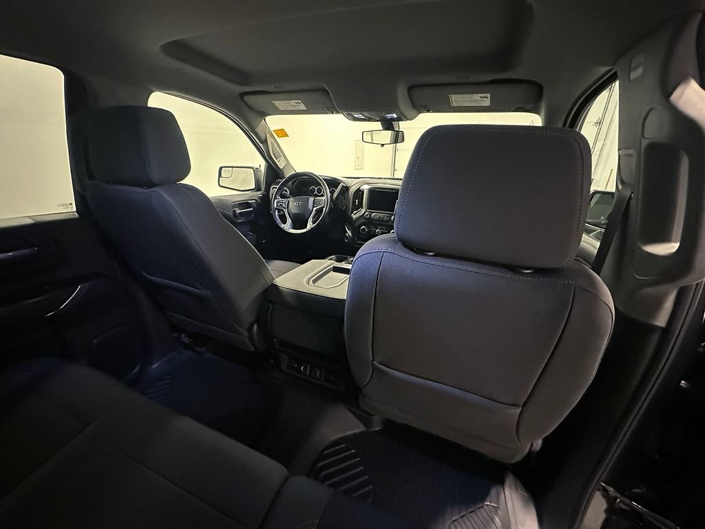 Used 2022 SHADOW GRAY METALLIC Chevrolet RST image 27