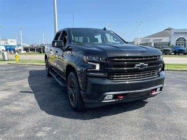 Certified Used 2022 Black Chevrolet RST image 36