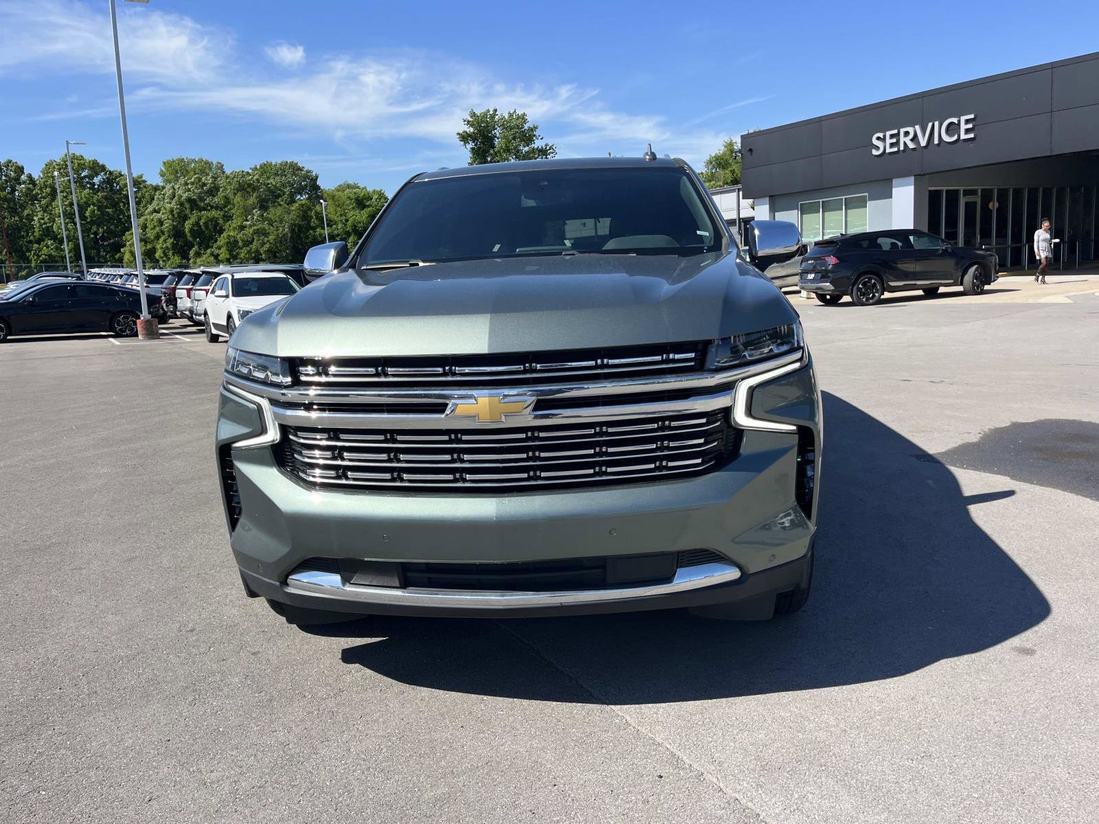 2023 Chevrolet Suburban Premier - Photo 8