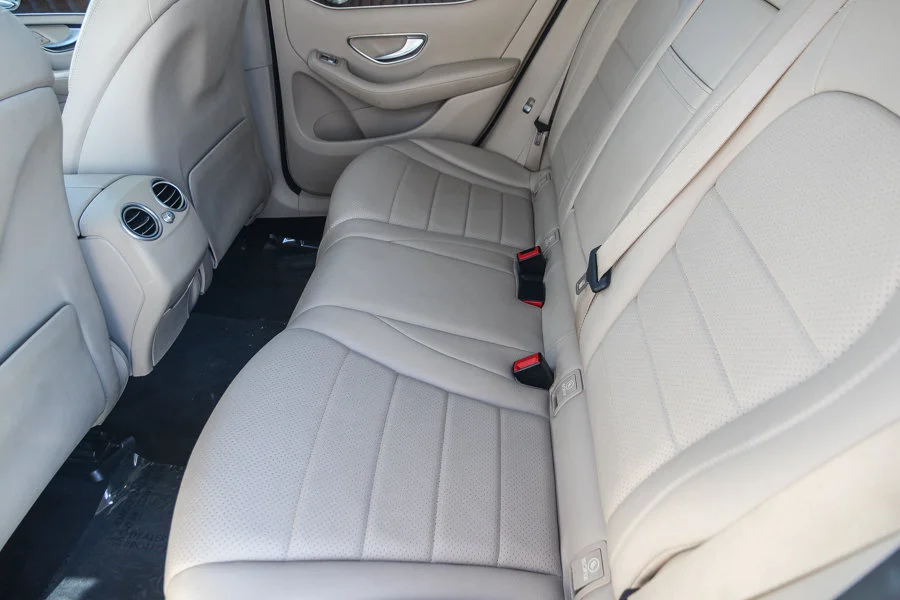 Used 2018 White Mercedes-Benz GLC 300 image 19