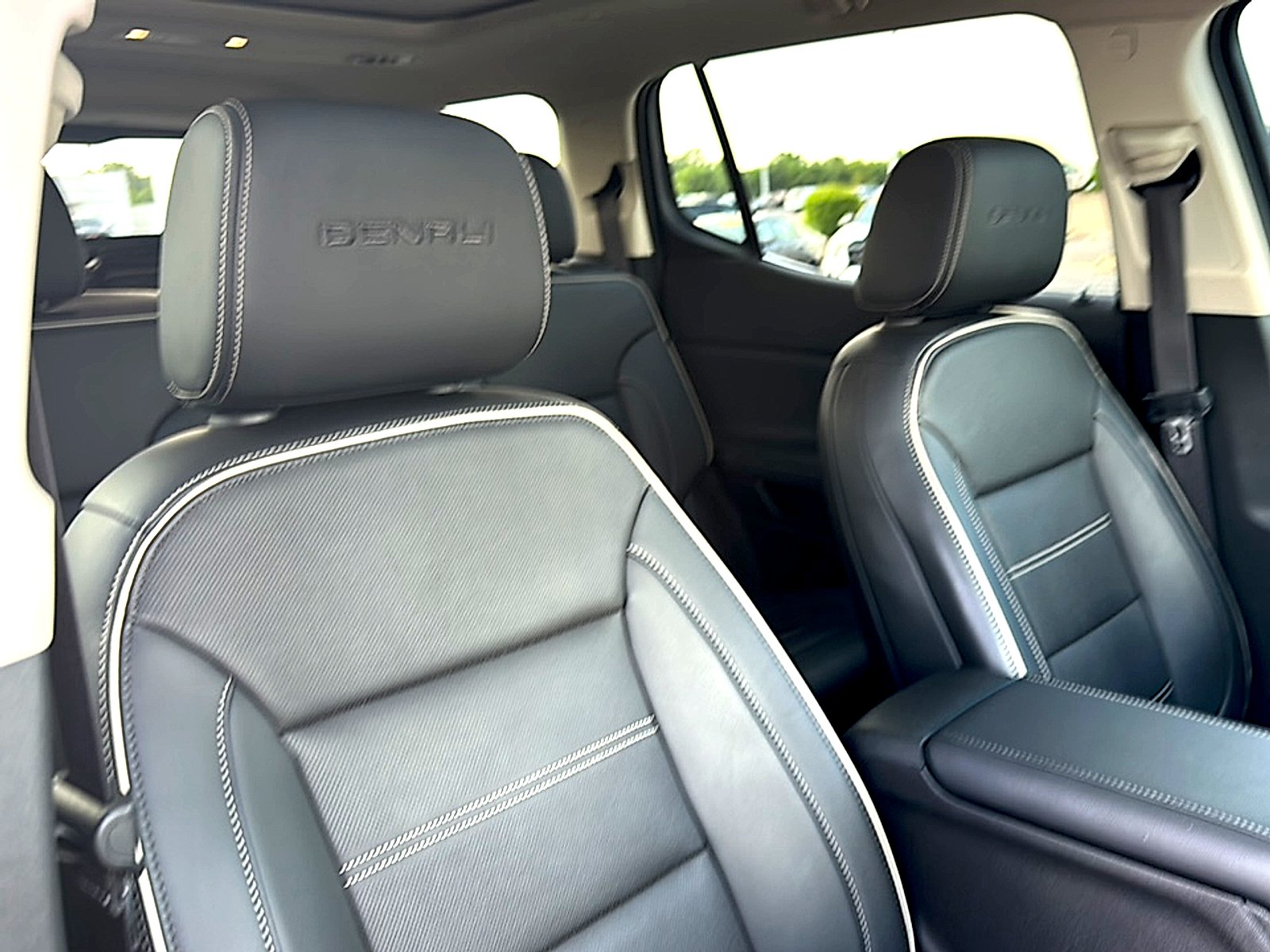 Used 2023 Ebony Twilight Metallic GMC Denali image 26