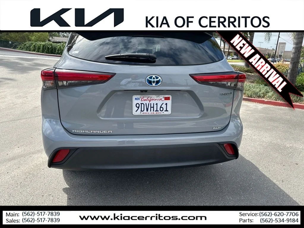 Used 2023 Gray Toyota Bronze Edition image 4