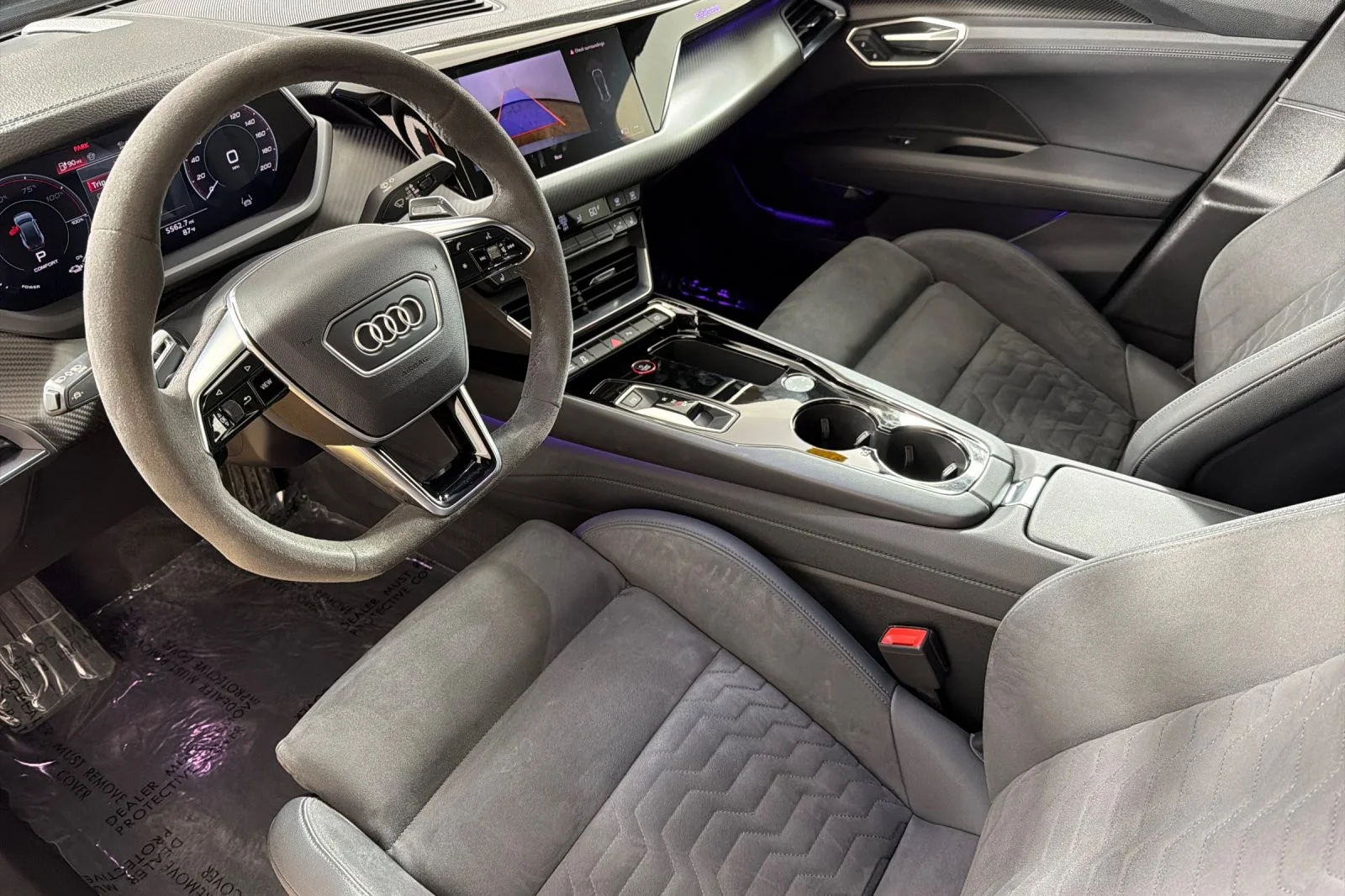 Used 2024 Florett Silver Metallic Audi Premium Plus quattro image 9