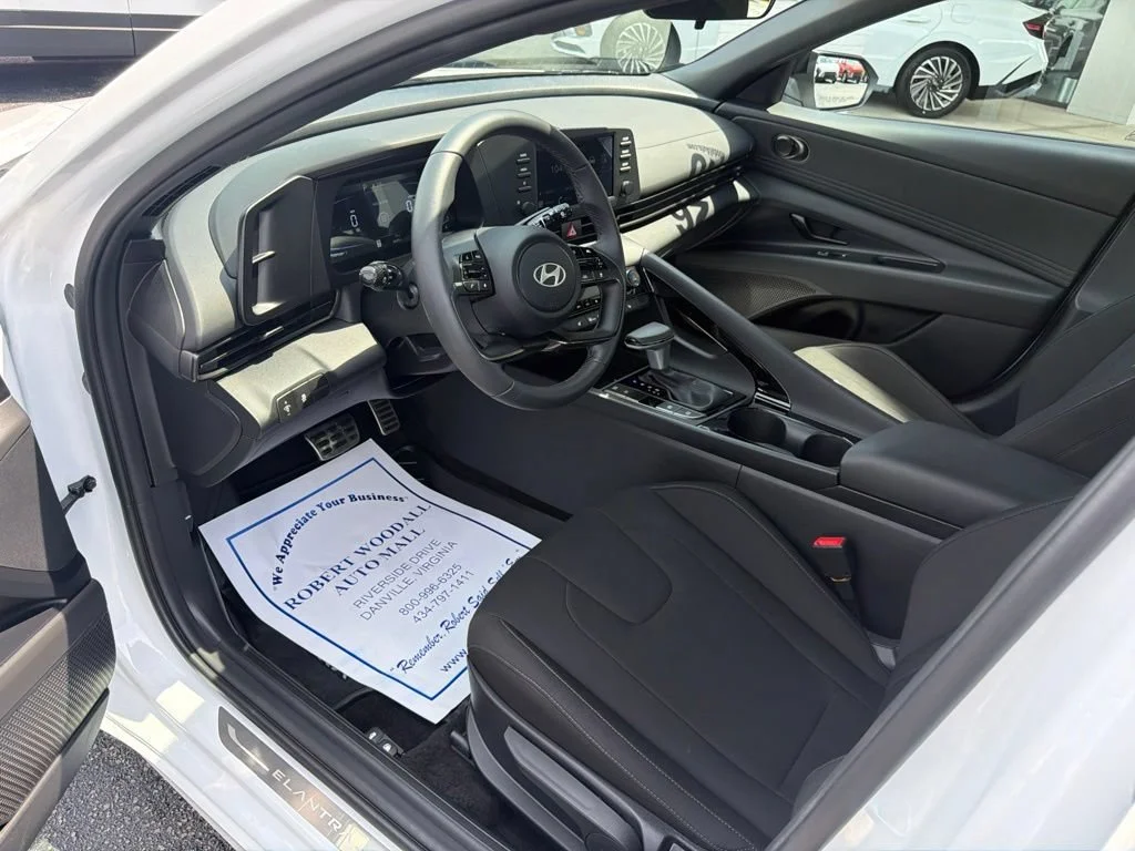 Used 2026 White Hyundai SEL Sport Premium image 11