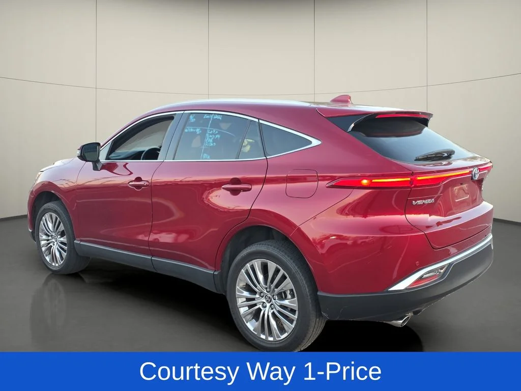 Used 2022 Red Toyota XLE image 6
