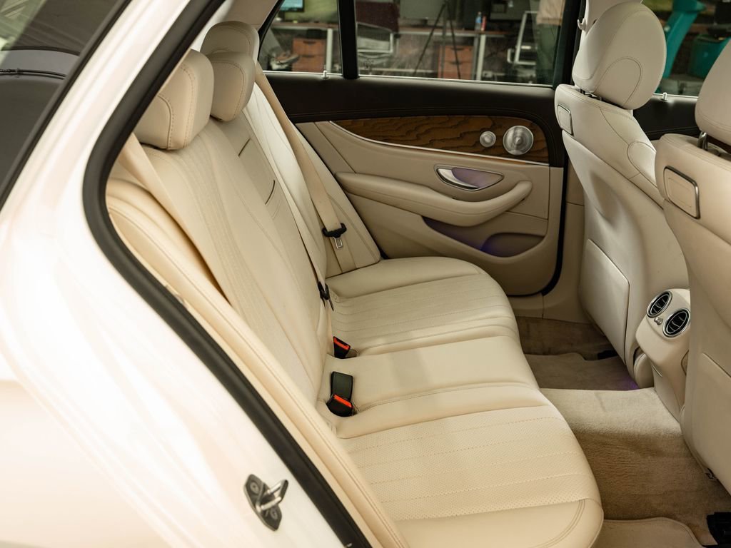 Used 2018 White Mercedes-Benz E 400 Wagon image 46