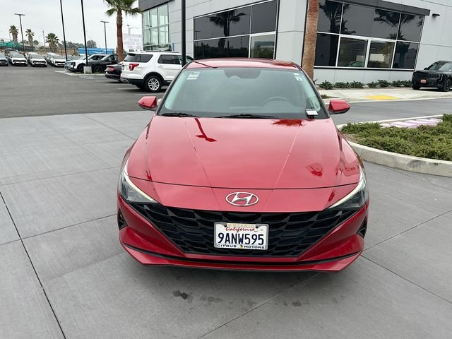 Certified Used 2022 Scarlet Red Pearl Hyundai SE image 2