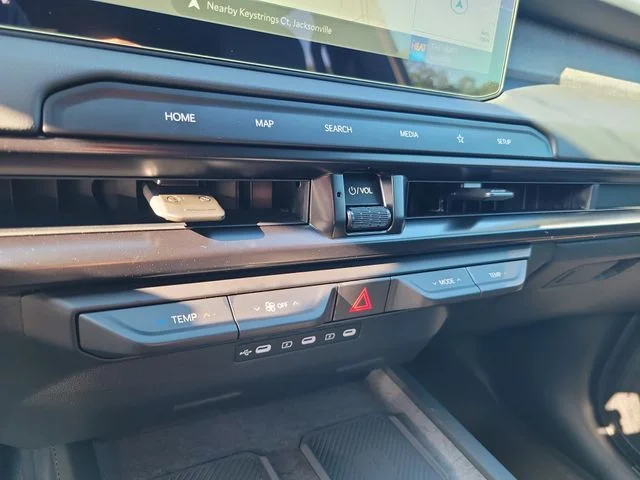 New 2027 Terrain Brown Kia X-Line EX image 29
