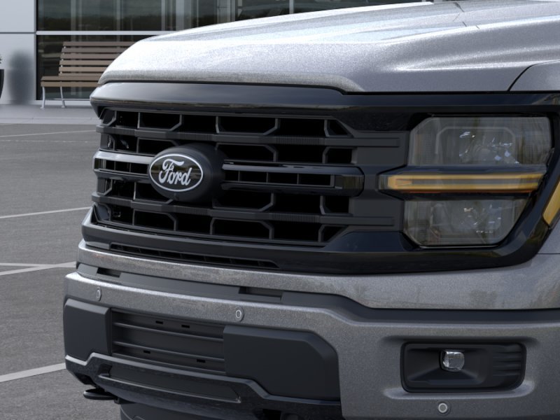 New 2026 Carbonized Gray Metallic Ford XLT image 17