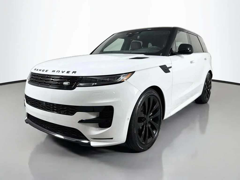 New 2026 Fuji White Land Rover Dynamic SE image 1
