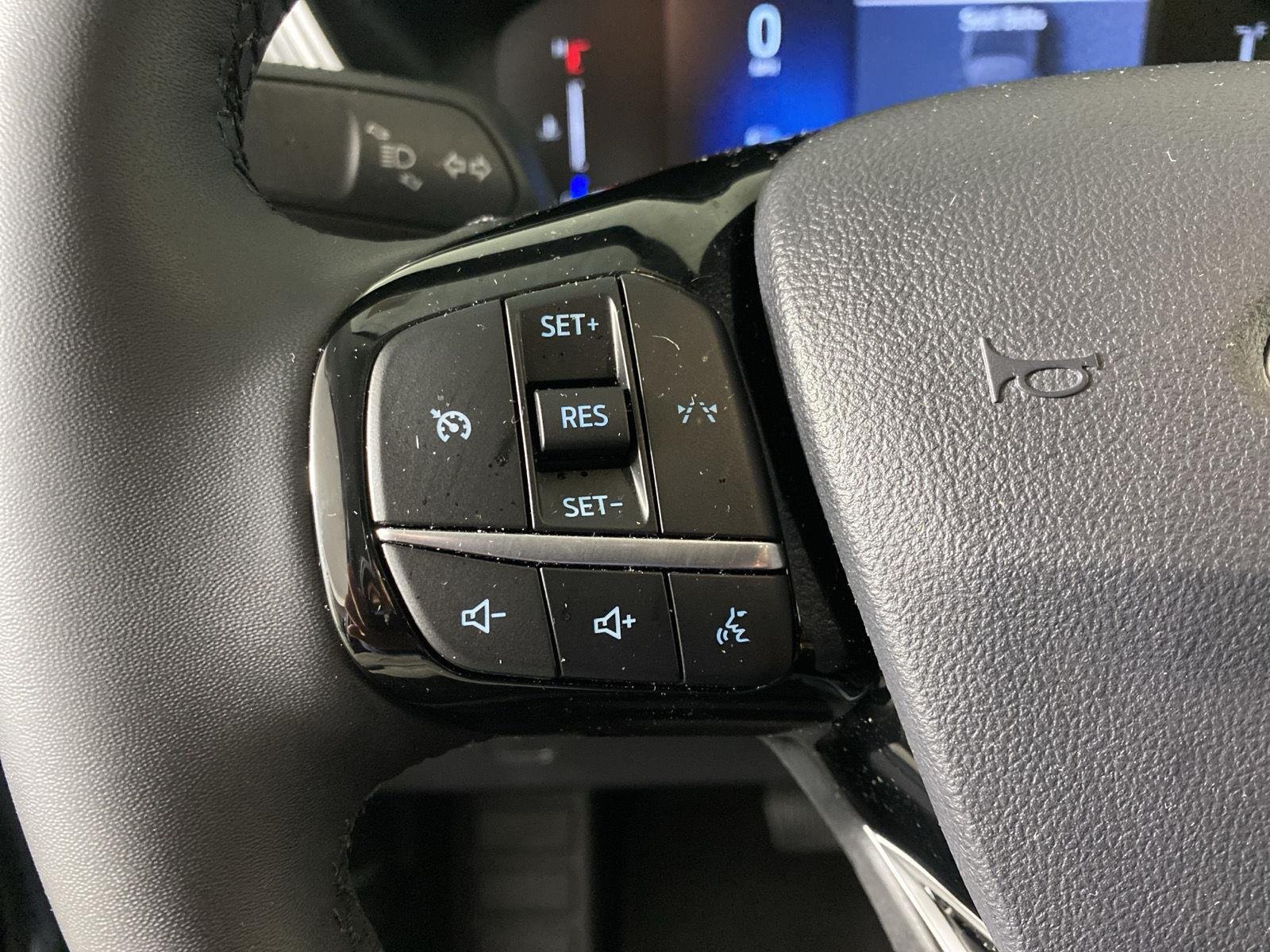 Used 2024 Vapor Blue Ford Active image 18