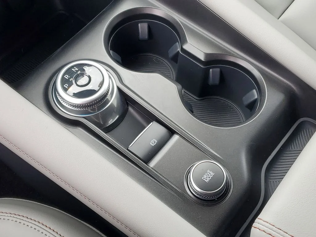 2026 Ford Explorer Active - Photo 17