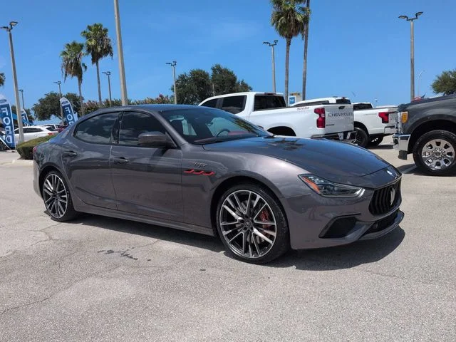 Used 2022 Gray Maserati Trofeo image 2