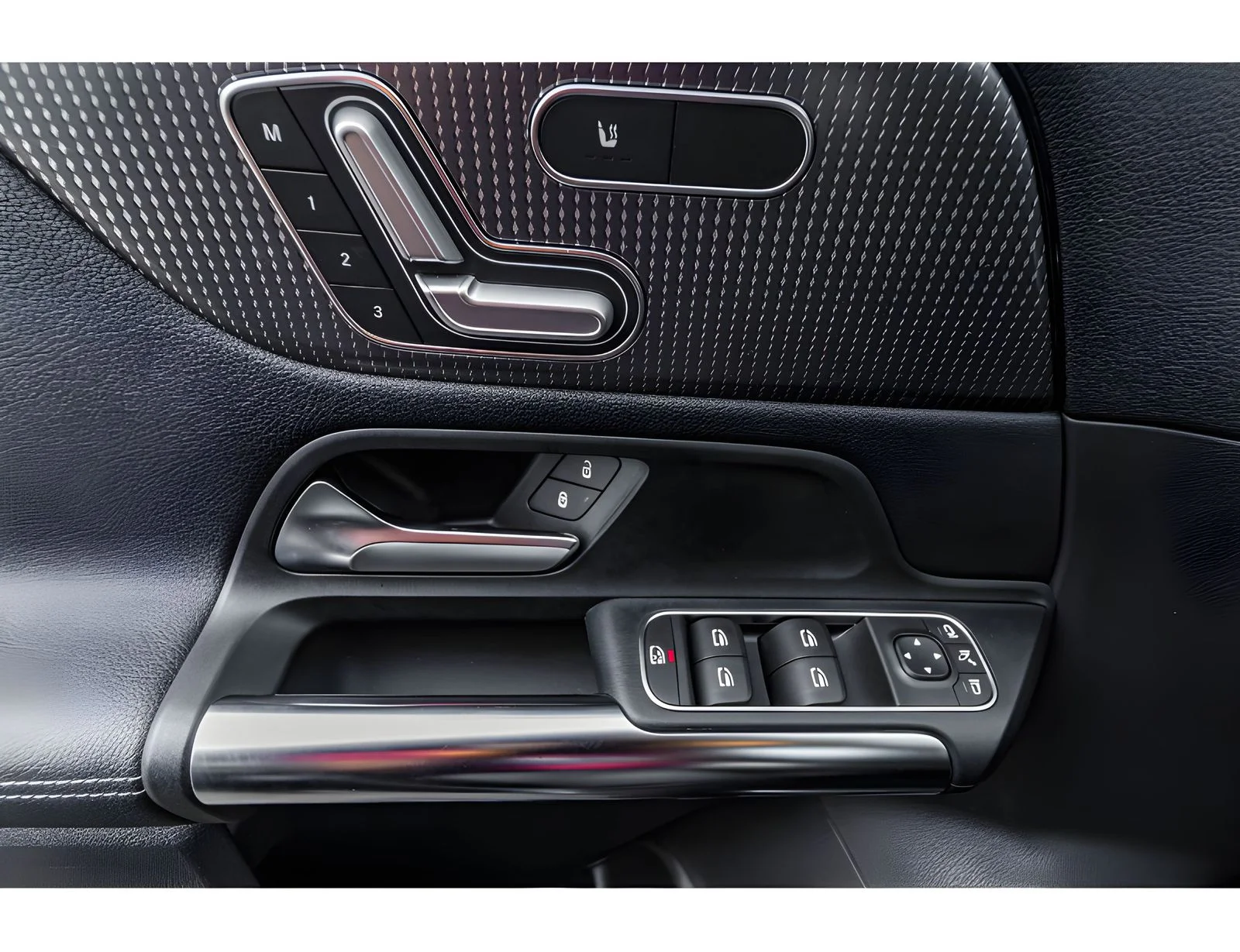 Used 2022 Black Mercedes-Benz GLA 250 image 23