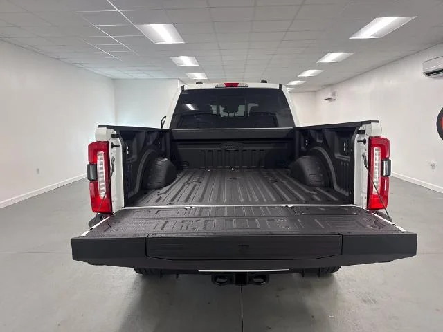 New 2026 Star White Metallic Tri-Coat Ford F-350® King Ranch® image 27