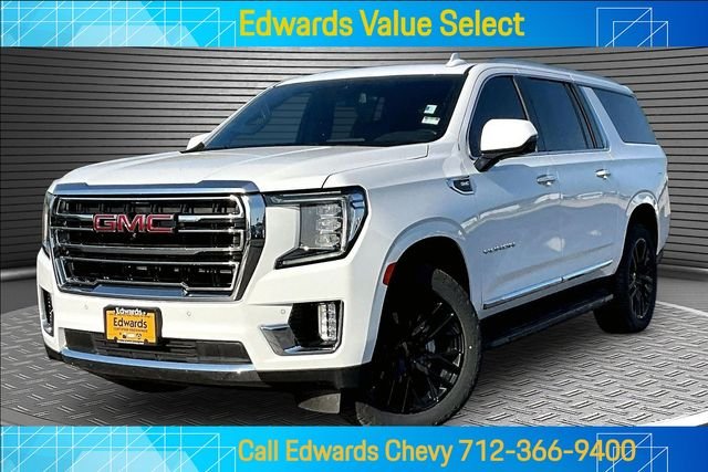 Used 2023 White GMC SLT image 1