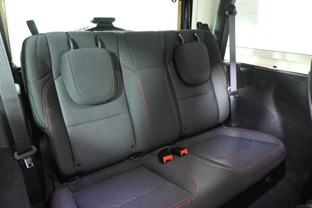 Used 2021 Gray Jeep Rubicon image 31