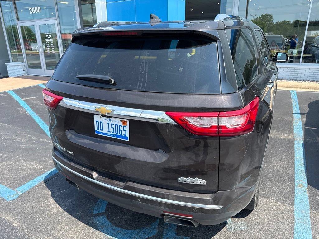 Used 2018 SABLE BROWN METALLIC Chevrolet High Country image 7