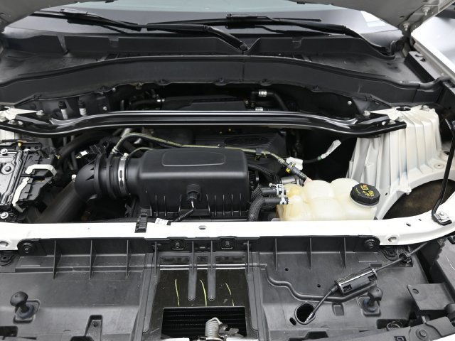 Used 2020 Oxford White Ford Limited image 36