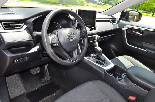 Used 2025 Gray Toyota XLE image 9