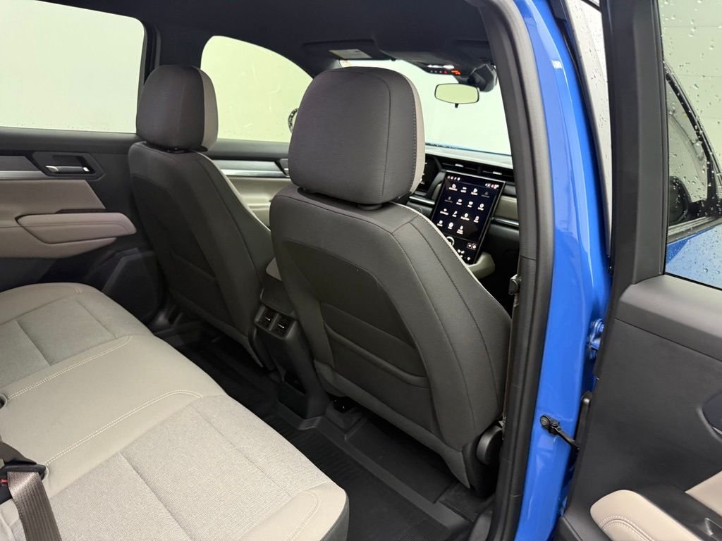 Used 2025 Metallic GMC Elevation image 39