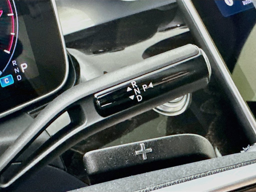 New 2027 MANUFAKTUR Alpine Grey Mercedes-Benz C 300 image 50