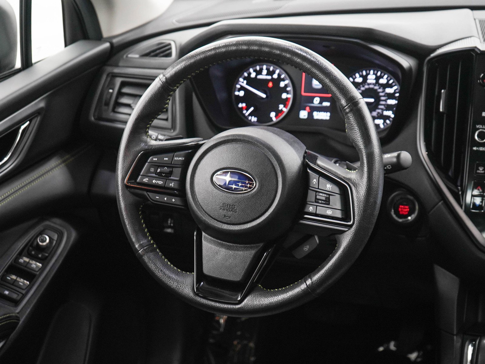 Used 2024 Crystal Black Pearl Subaru Onyx Edition image 15