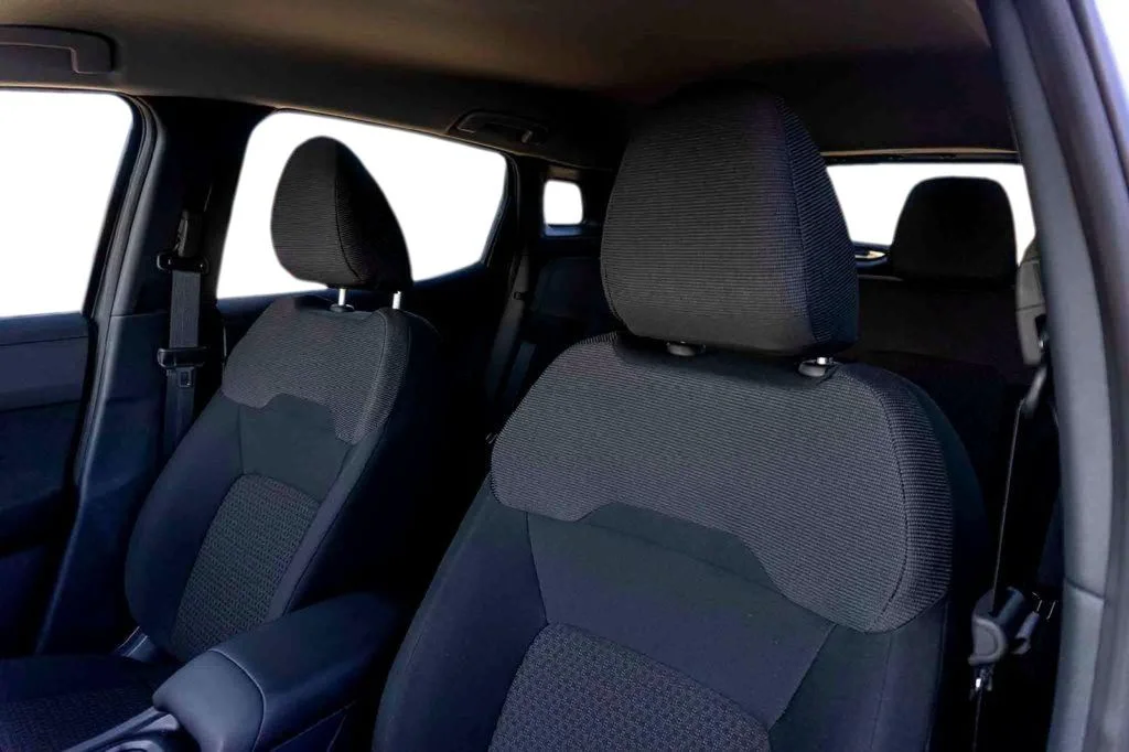 2025 Nissan Kicks S AWD - Photo 9